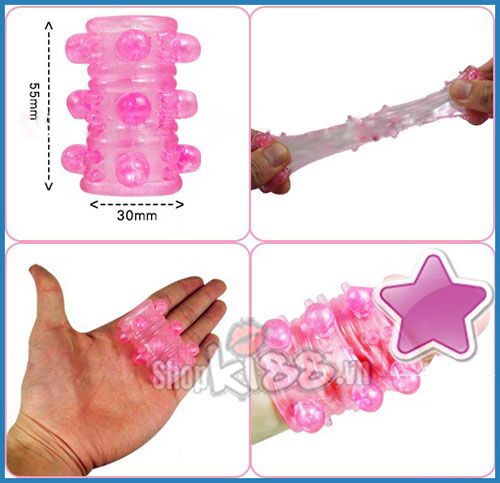 Cận cảnh kích thước và chất liệu silicone mềm dẻo của bao đôn khúc bi gai DC10A