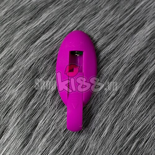 Cận cảnh remote điều khiển nhỏ gọn của trứng rung Prettylove Jenny EG30B