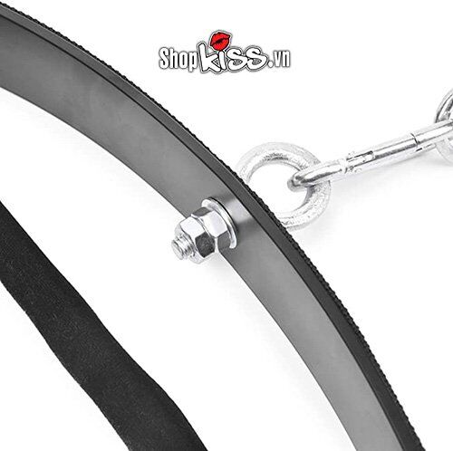 Khóa nối kim loại chắc chắn đảm bảo an toàn cho võng đu SM104