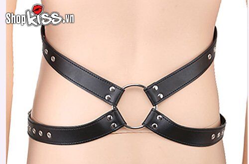 Minh họa sử dụng bộ đai thắt toàn thân BZ19 trong không gian riêng tư