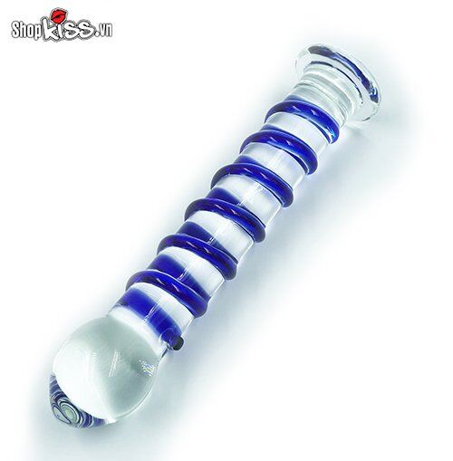 Cận cảnh kích thước dương vật giả thủy tinh DV52T với chiều dài xâm nhập 17cm lý tưởng cho khám phá điểm G và tuyến tiền liệt