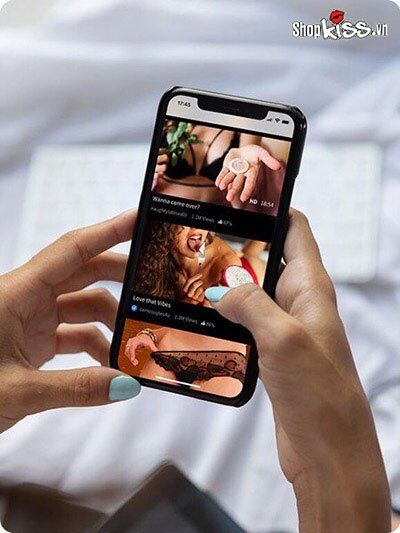Tính năng đồng bộ hóa video 2D của máy thủ dâm Svakom Sam Neo tạo cảm giác chân thực