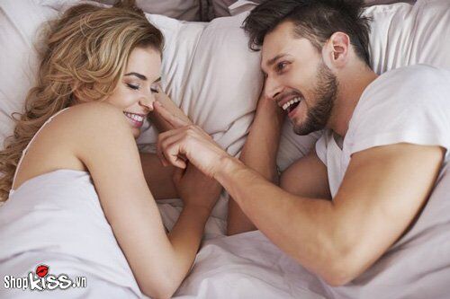 Sự chung thủy và tình yêu chân thành giúp bạn gái cảm thấy an toàn và sẵn sàng gắn kết sâu sắc hơn