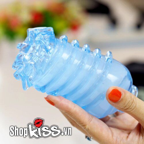 Cận cảnh âm đạo giả siêu mềm của máy thủ dâm Leten X-speed với các đường gân nổi