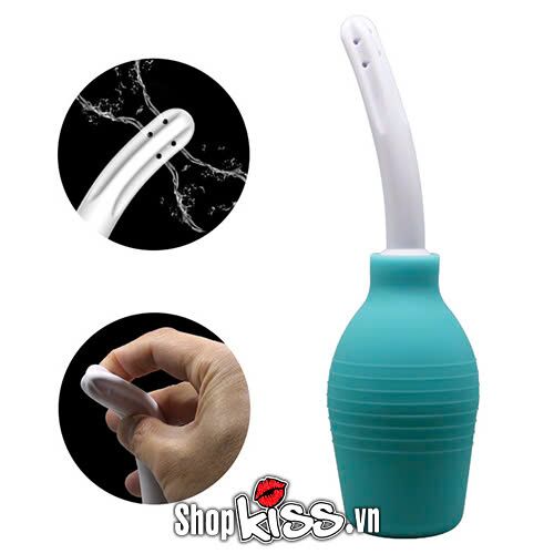 Đầu vòi phun nhiều lỗ nhỏ của Baile Mr Play Anal Douche giúp làm sạch hậu môn hiệu quả